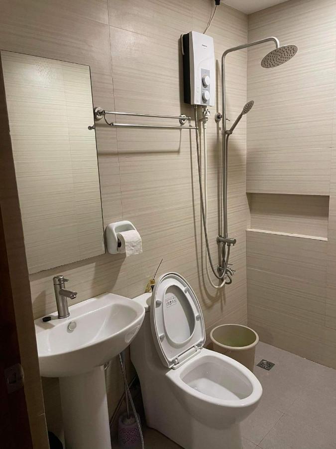 Zj Hometel Coron Eksteriør bilde